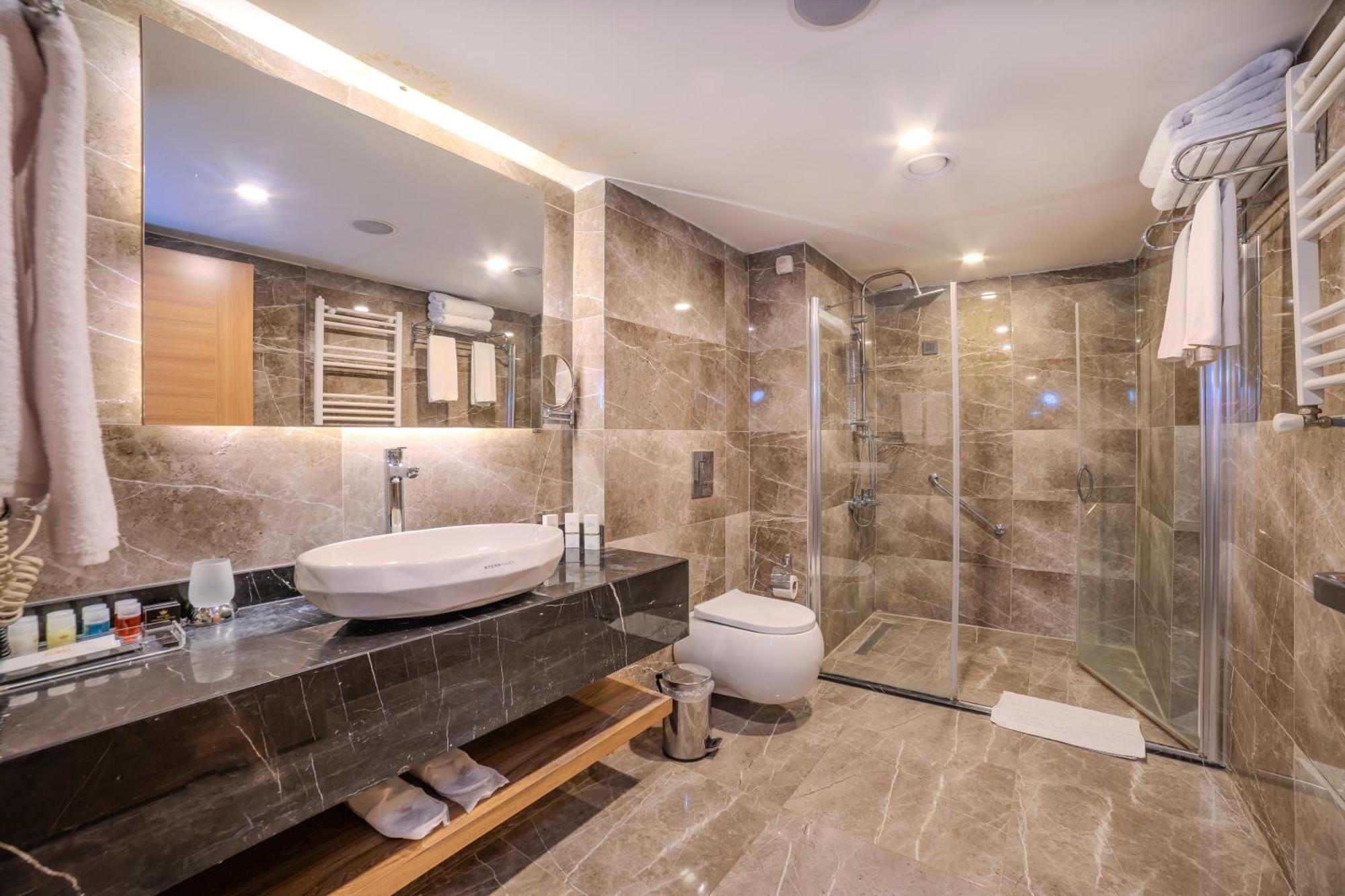 Royal Termal Hotel 4*